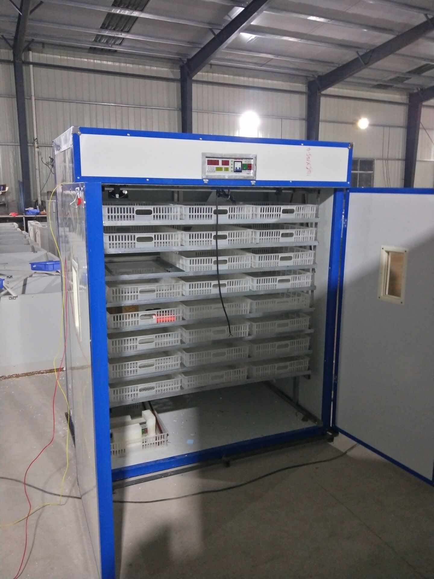 Automatic 2112 eggs incubator - Image 4